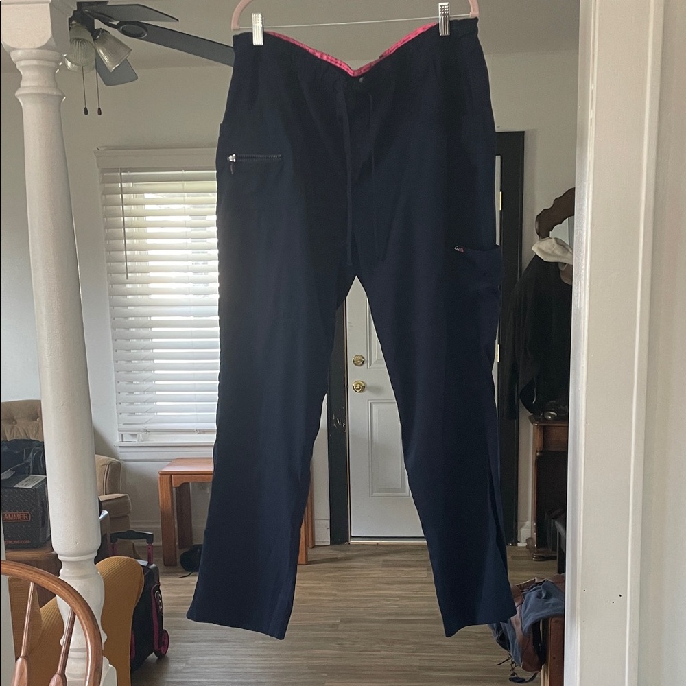 Women’s scrubs Kio Lite dark blue.